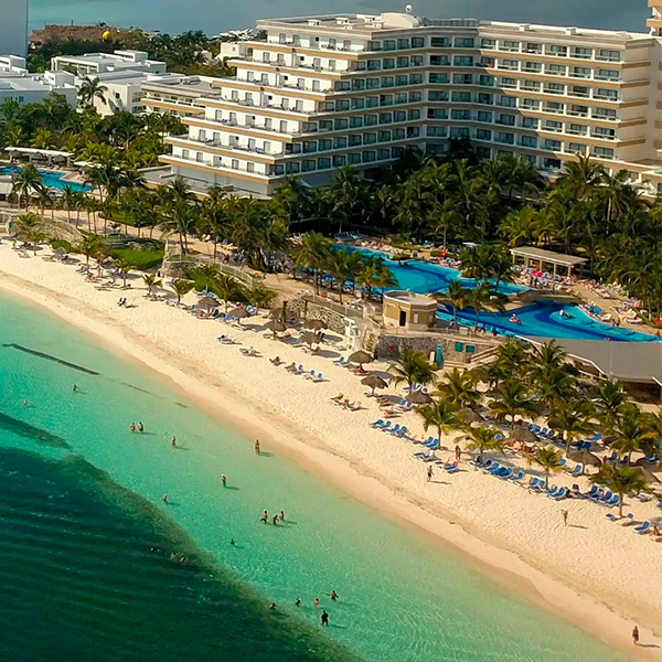 Cancun1